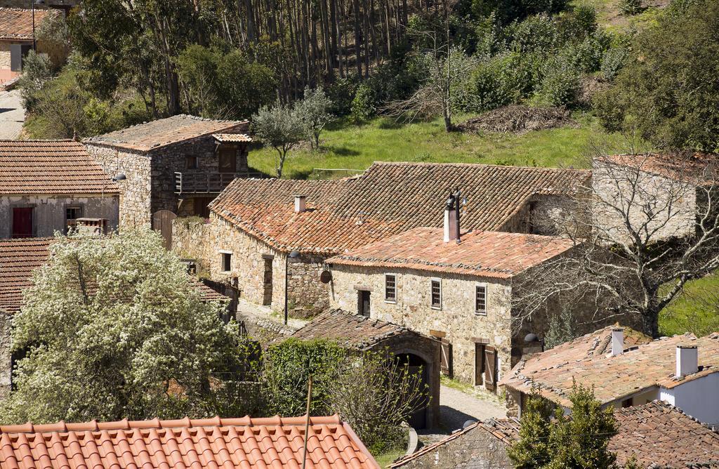 Casa Do Ze Sapateiro Hotel Ferraria de Sao Joao Luaran gambar
